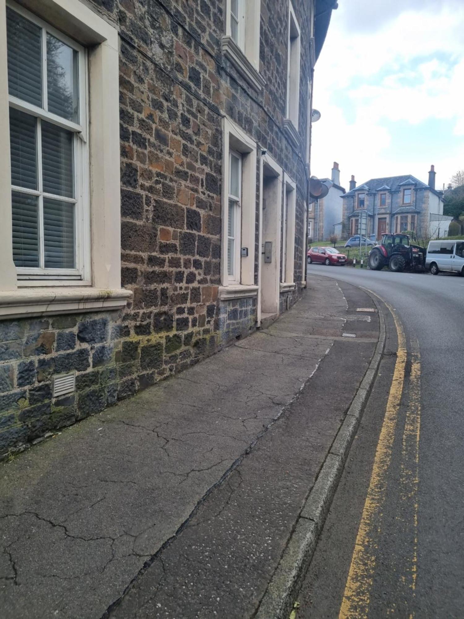 The Rail & Ferry Den Apartment Oban Bagian luar foto